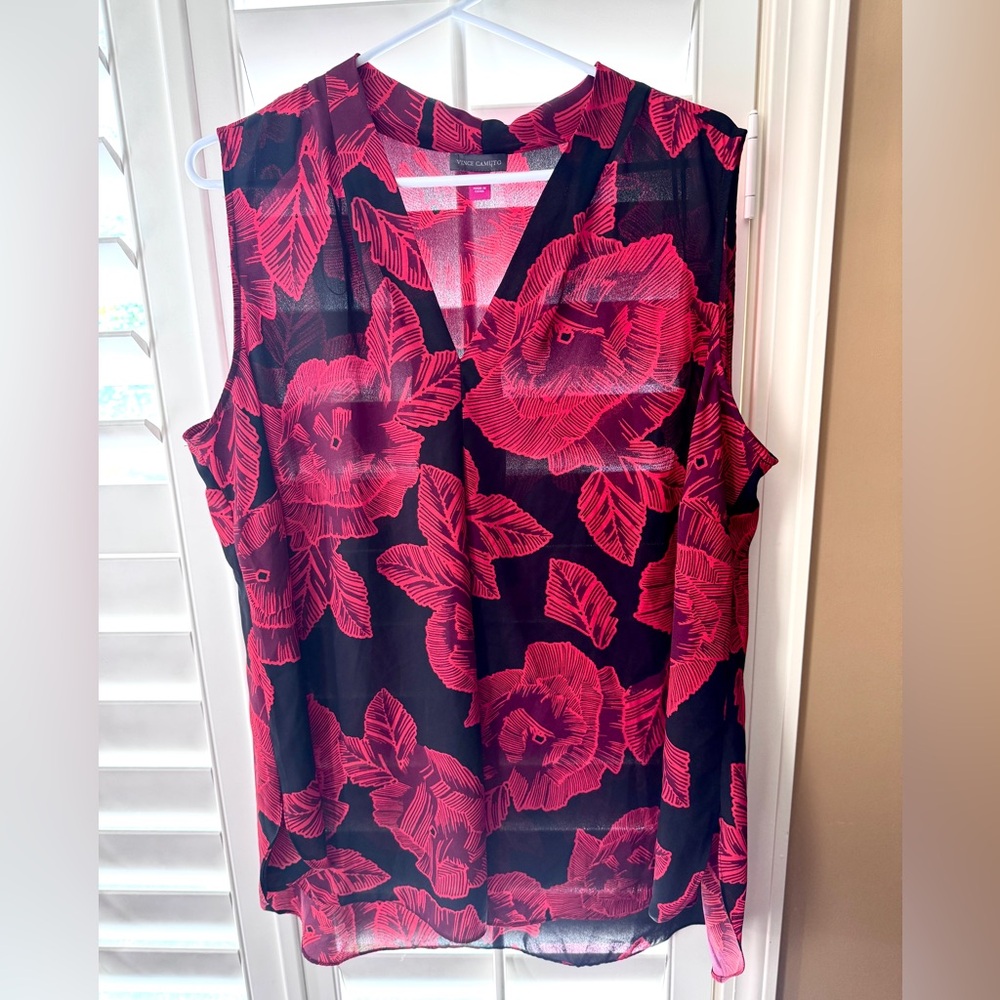Vince‎ Camuto Sheer Floral Sleeveless Blouse Black Red Rose Print Plus 2X